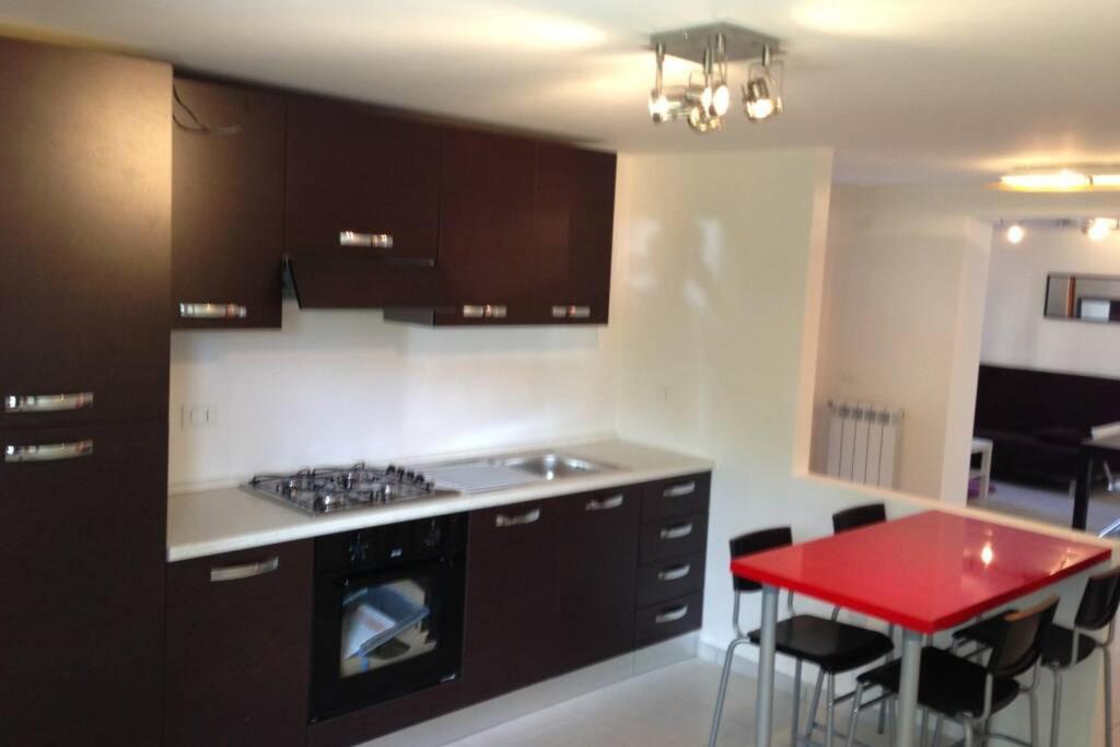 Appartement moderne à Pescara 2 à 8 pers. Esterno foto
