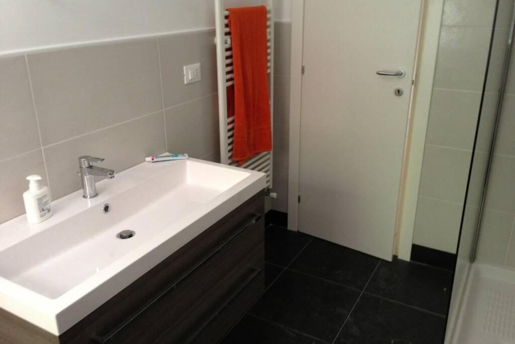 Appartement moderne à Pescara 2 à 8 pers. Esterno foto